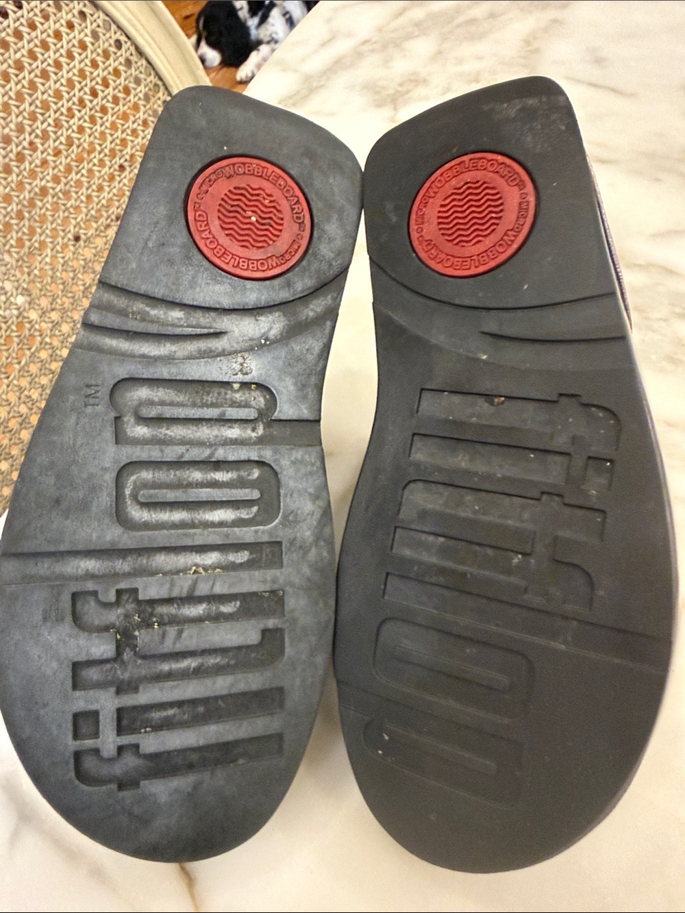 Beaded Pewter Women's Fit Flop Thong Sandals - Picture 3 of 7